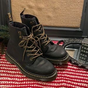 Barely worn doc martins